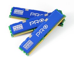 DDR3_GOODRAM_PRO_4GB_PC3-17000_2133MHz_10-11-11-30_512x8_fot3