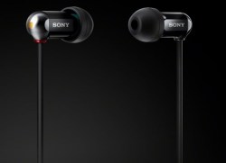 Sony_XBA-1_lifestyle_YF_6.jpg